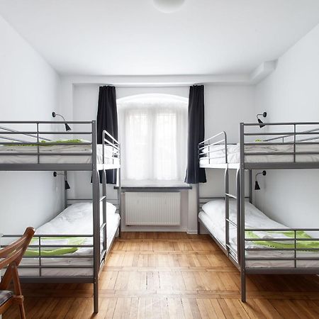 Opera Hostel Познан Екстериор снимка