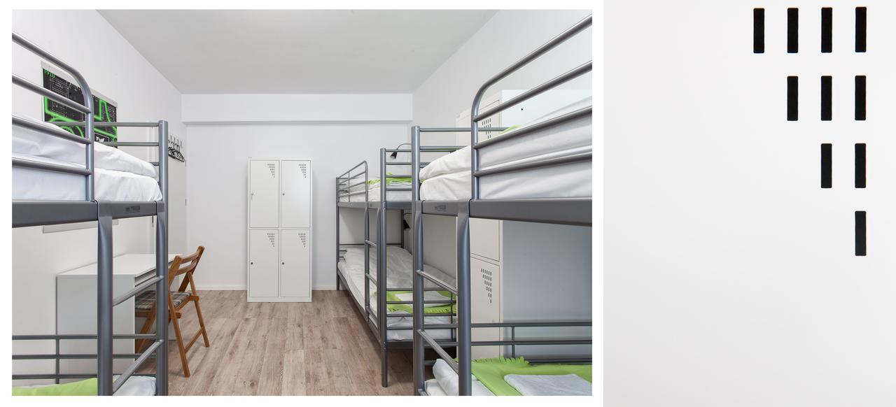 Opera Hostel Познан Екстериор снимка