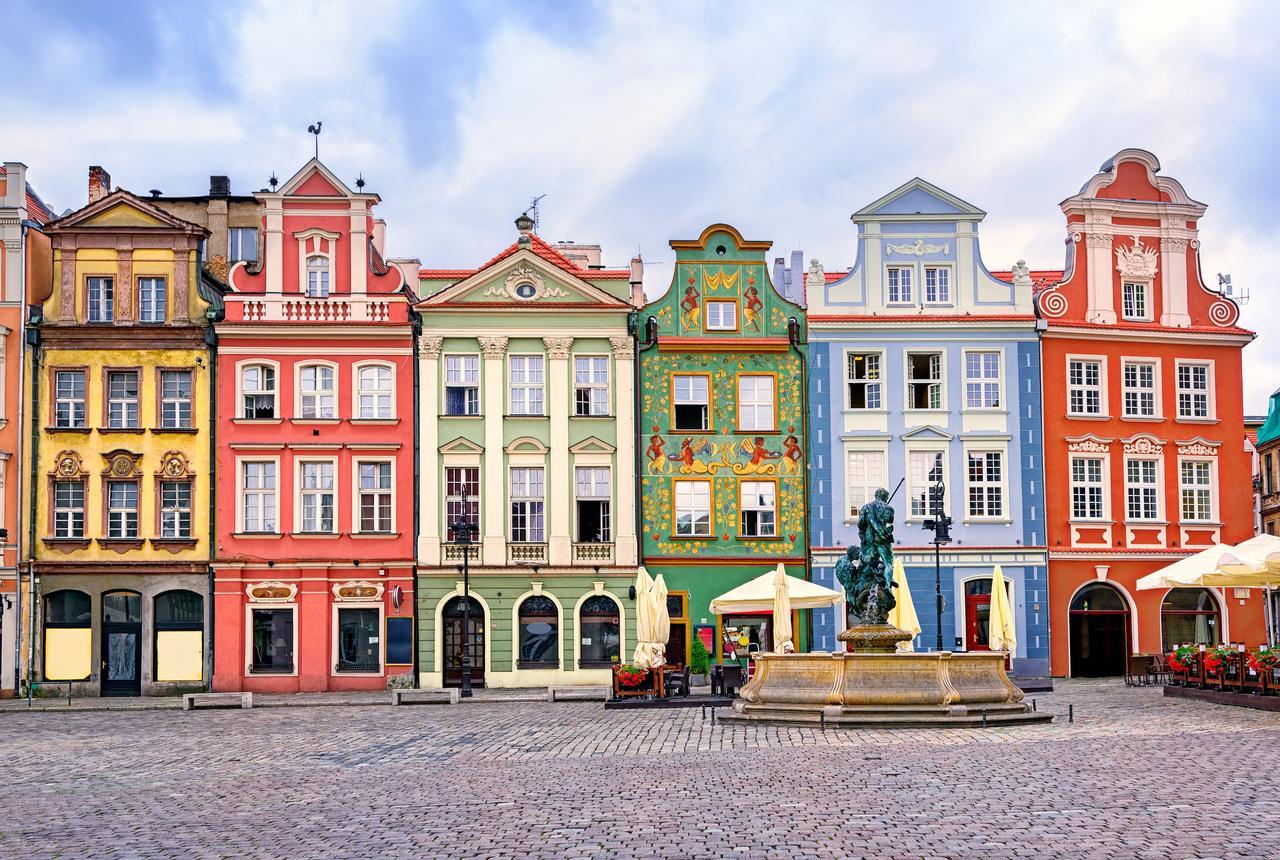 Opera Hostel Познан Екстериор снимка